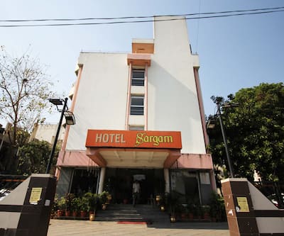 https://imgcld.yatra.com/ytimages/image/upload/t_hotel_yatra_city_desktop/v1445842183/Domestic Hotels/Hotels_Pune/sargam hotel/Overview.jpg